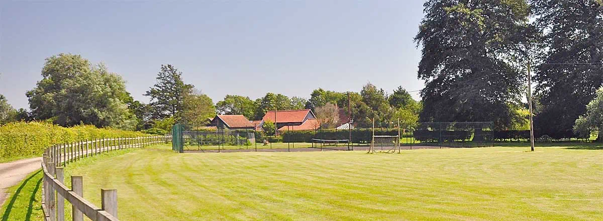 Country cottages exterior