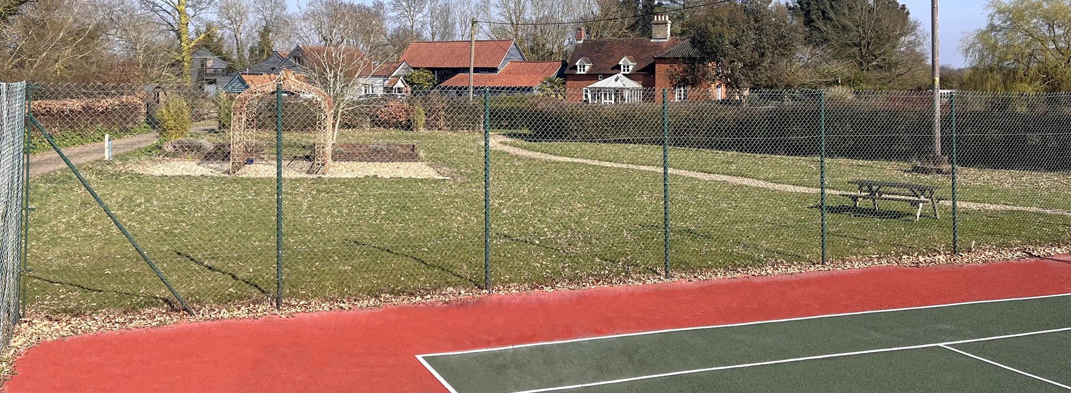 Tennis court and outdoor activities